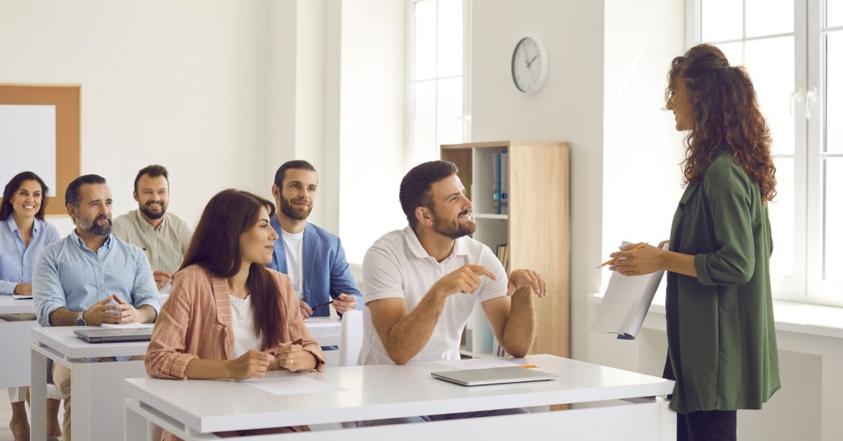4500 złotych dla nauczyciela. MEN przedstawiło szczegóły i poinformowało ile pieniędzy przeznaczy na realizację tego programu