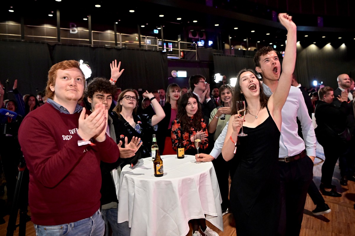 Reakcja na wyniki exit poll w sztabie socjaldemokratów premier Magdaleny Andersson