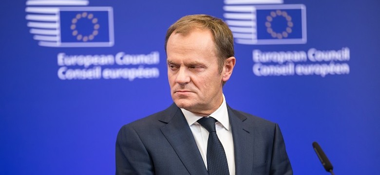 Donald Tusk już dostał pierwszy świąteczny prezent. Nie był nim zaskoczony