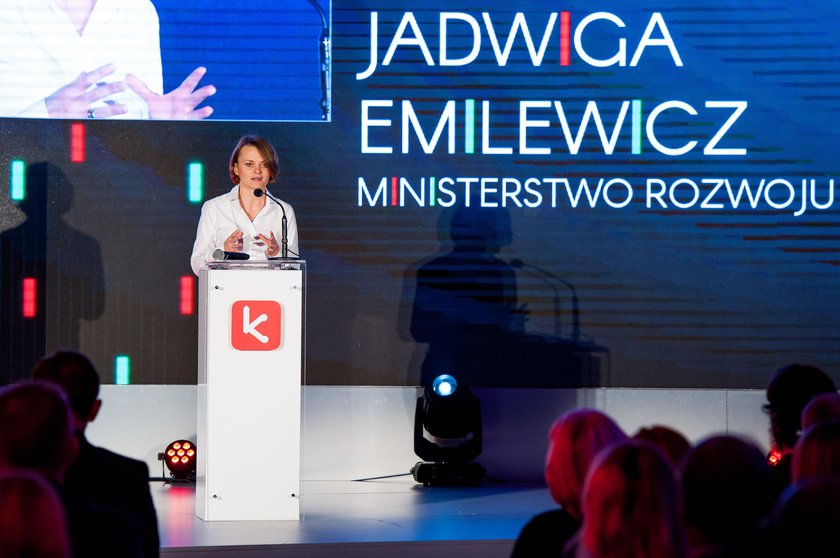 Kim jest Jadwiga Emilewicz?