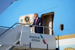 Navarro: Trump nie prosił prezydenta Chin o pomoc w kampanii wyborczej