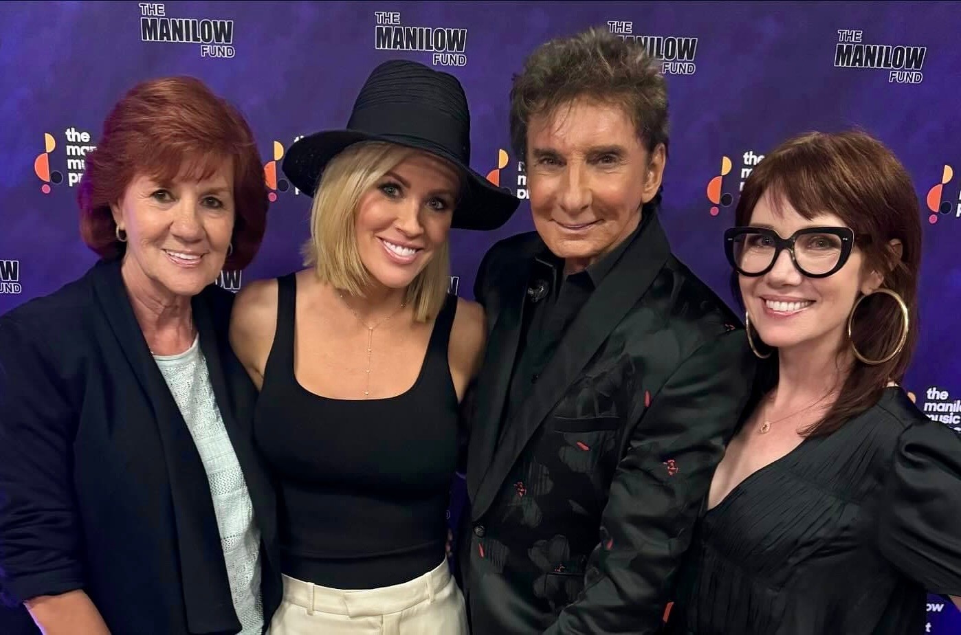 Spevák Barry Manilow.