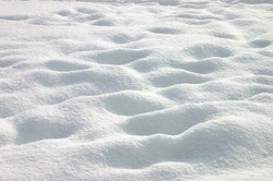 Śnieg w wielu miejscach w kraju. Najniższa temperatura wyniesie -14 st. [PROGNOZA POGODY]