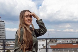 Kupila sam u SECOND HANDU za manje od 2.000 dinara 6 stvari i ne zna se koja je BOLJA! Sve SAVRŠENO STOJE i nema ko me nije pitao gde sam ih pronašla