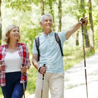 Szívbetegségre botsport: a nordic walking javítja a szívműködést