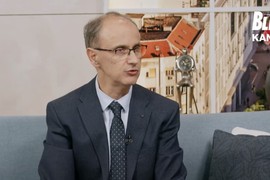 Ovako je o DIJABETESU, posebno kod najmlađih, govorio premijer Đuro Macut prošle godine na BLIC televiziji: "Današnja deca jedu 23 puta više slatkiša nego deca pre 50 godina"