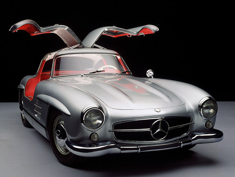 Podnoszone drzwi Mercedesa 300 SL "Gullwing"