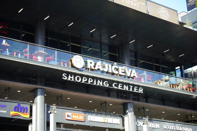 Tržni centar Rajićeva