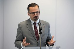 Horała: Da się w Polsce rządzić z mniejszościowym rządem