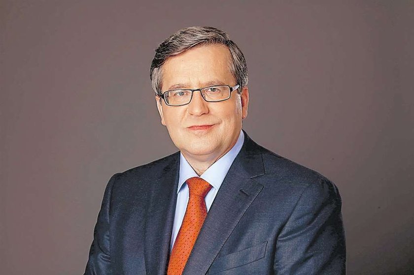 Komorowski bez wąsów! Żona kazała mu zgolić