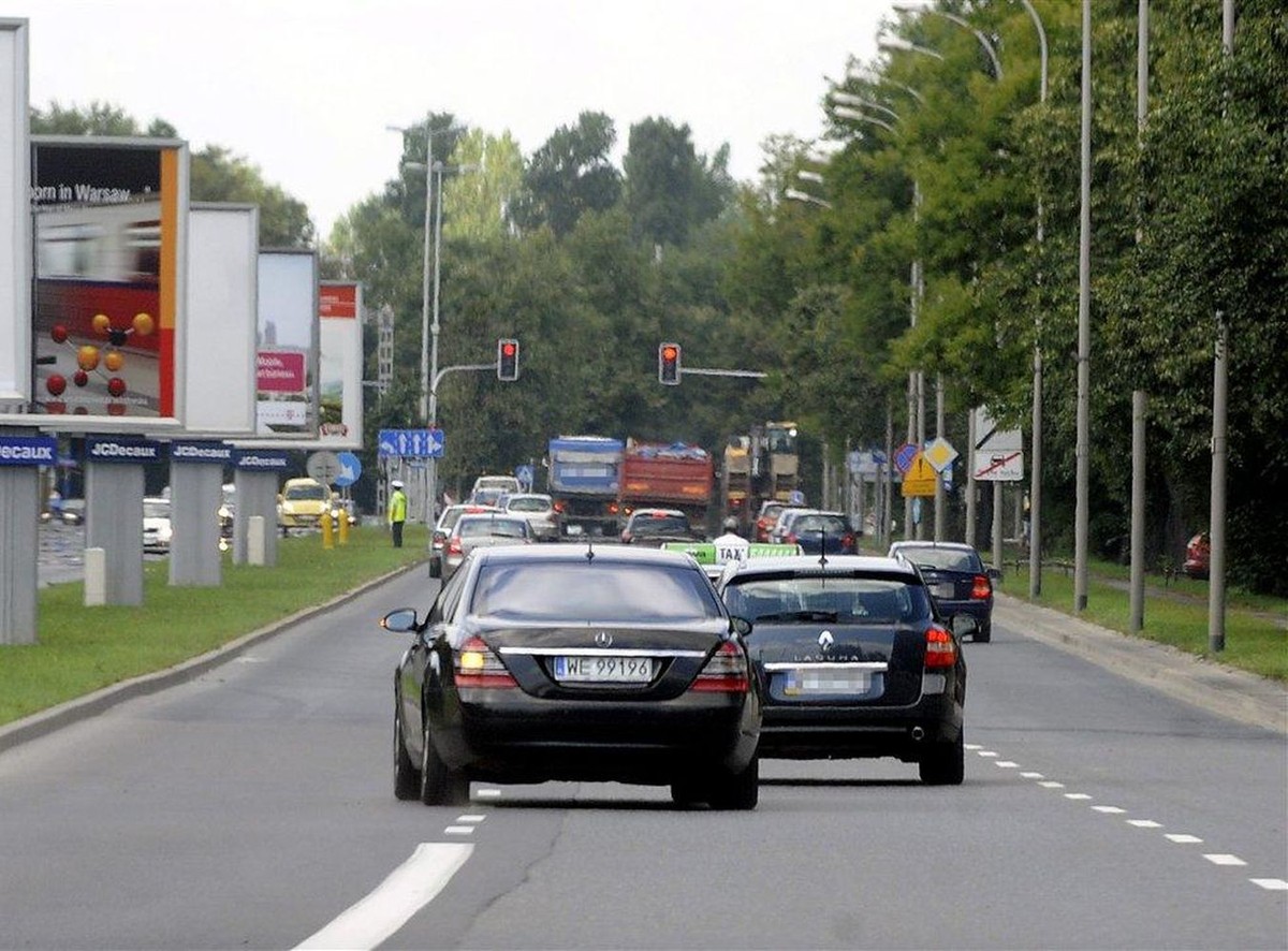 Pirat drogowy pędził przez Warszawę. To... minister