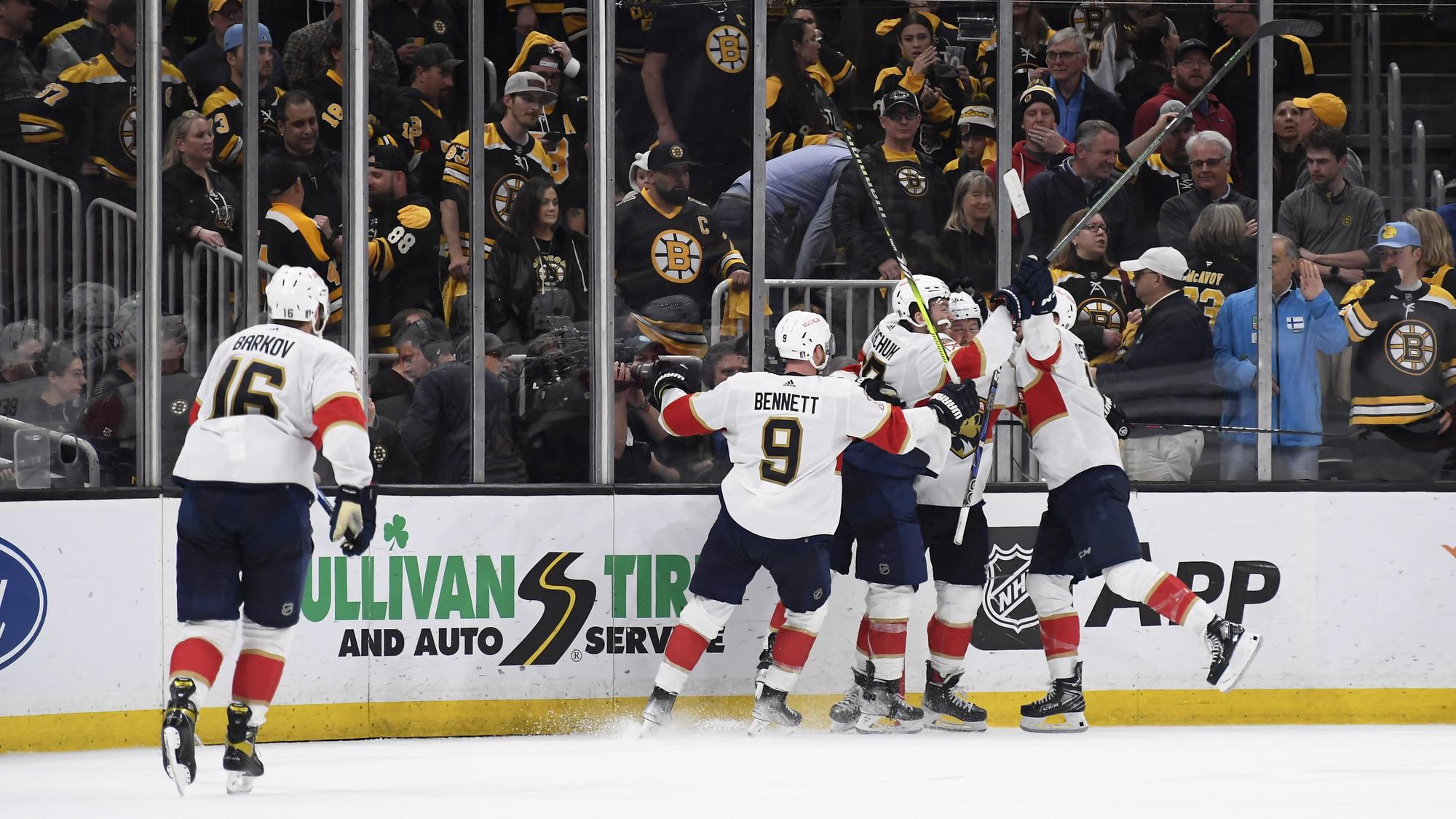 NHL - Pla-off: V 1. kole končí Boston i Colorado | Šport.sk