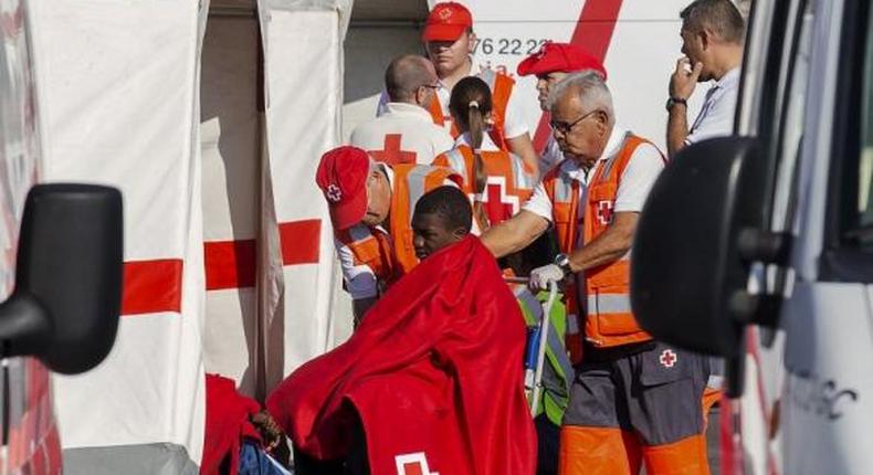 Around 20 African migrants lost at sea after boat sinks