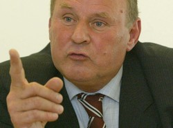 Tomaszewski oskarża Beenhakkera!