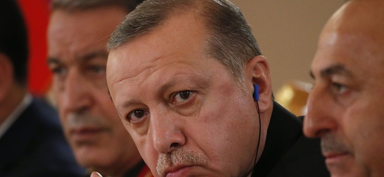 Erdogan o Holandii: Kraj "niedobitków nazizmu, faszystów"