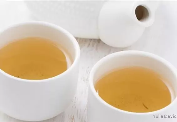 Biała herbata - poznaj jej zdrowotne właściwości