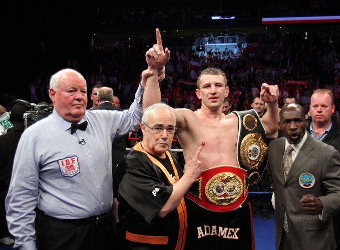 Adamek jest skończony. Jeśli dalej będzie walczył rozmieni się na drobne