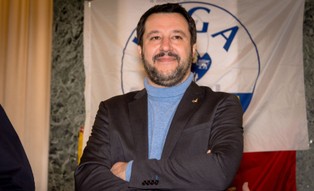 Lider współrządzącej Włochami Ligi Matteo Salvini chce pojechać do Moskwy