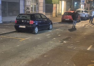 Pala fasada u Kosovskoj