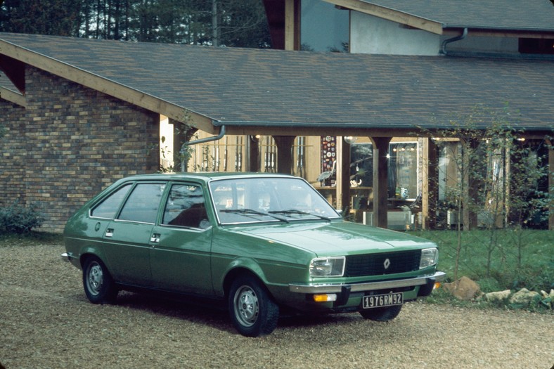 Renault R20 TL 1975 r. fot. materiały prasowe Renault Polska