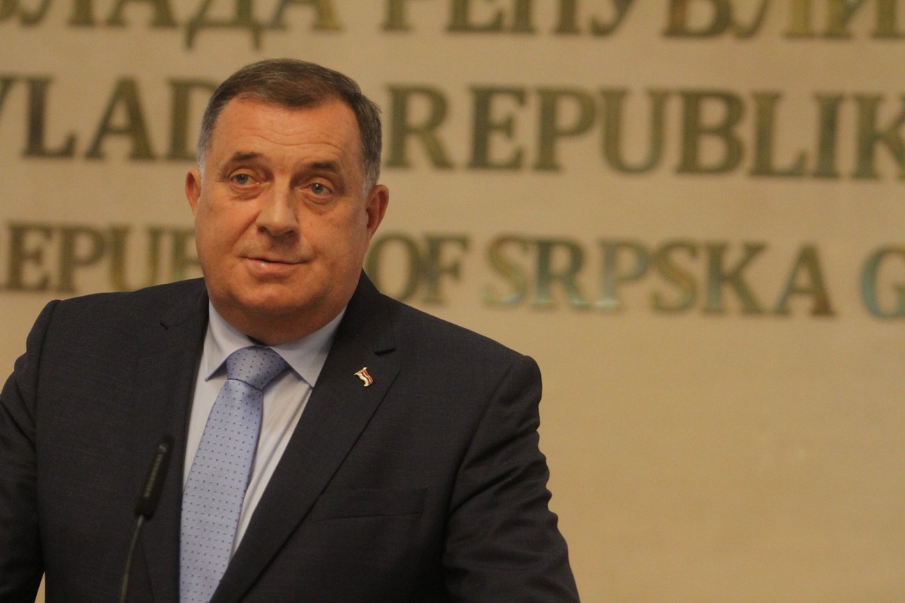 "Peticija kao blaža varijanta referenduma" Dodik poziva narod da brani Srpsku od Valentina Incka - Vimarsana News