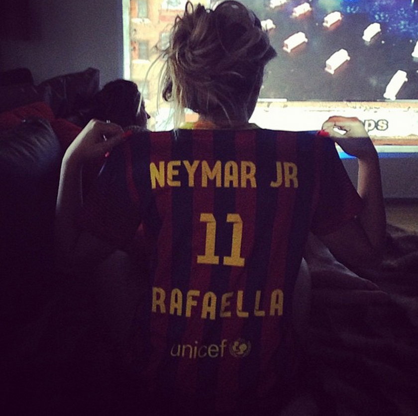 Oto nieznana, piękna siostra Neymara - Rafaella Beckran!