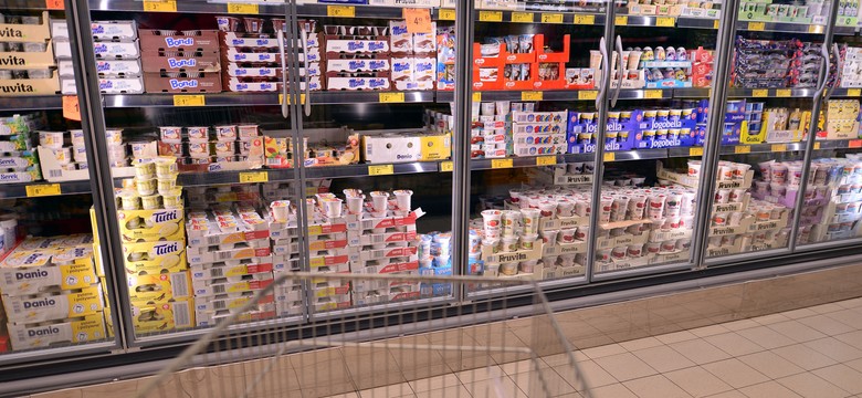 Najpierw masło, teraz mleko. Biedronka jeszcze przez jeden dzień rozdaje za darmo