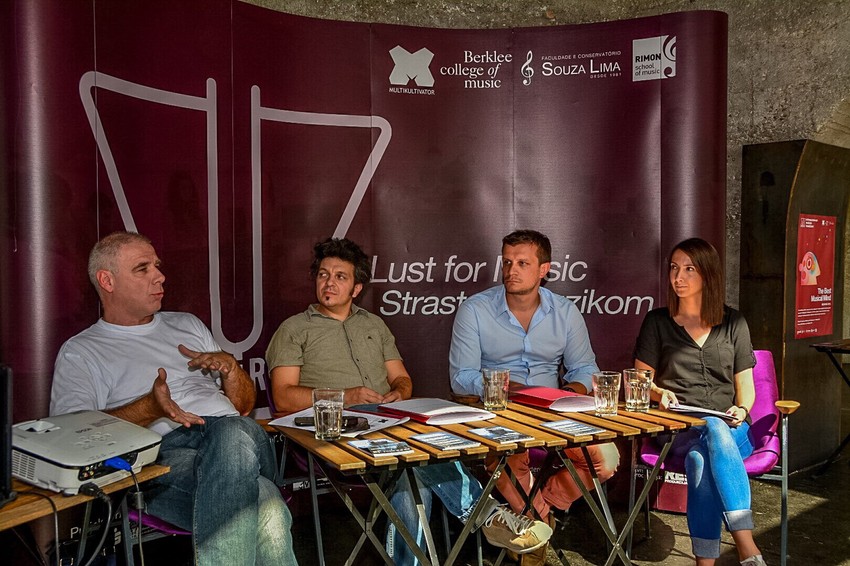 Predstavljanje "Multiverziteta" u Galeriji Štab