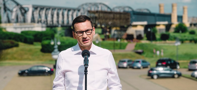 Podatek od samochodów spalinowych? Premier wyjaśnia