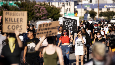 Masowe protesty w USA po uduszeniu czarnoskórego mężczyzny przez policjanta [ZDJĘCIA]