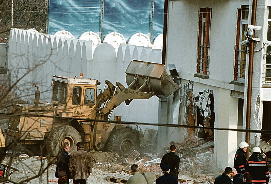 Rušenje šilerove: Kompleks zgrada vođa zemunskog klana