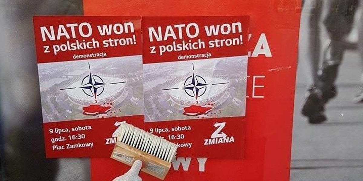 Antynatowskie plakaty w Warszawie