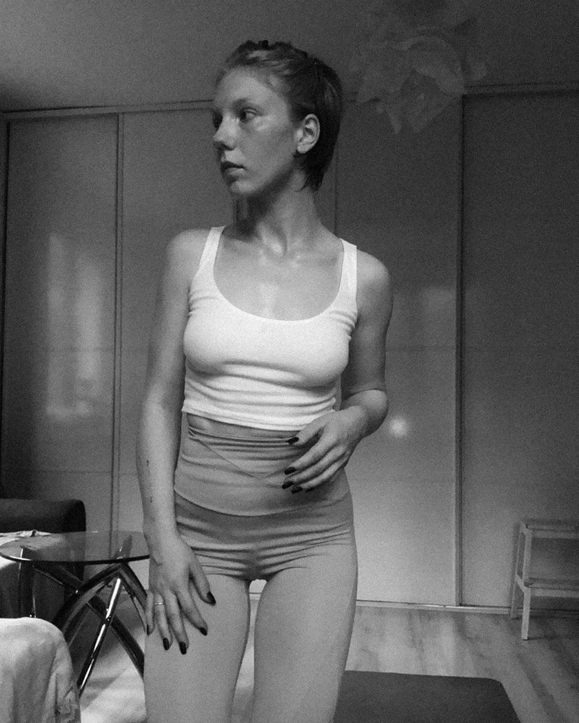Marianna Kowalewska kusi nagim biustem na Instagramie
