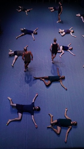 Kadr z filmu 'Mr. Gaga'; fot. Gadi Dagon