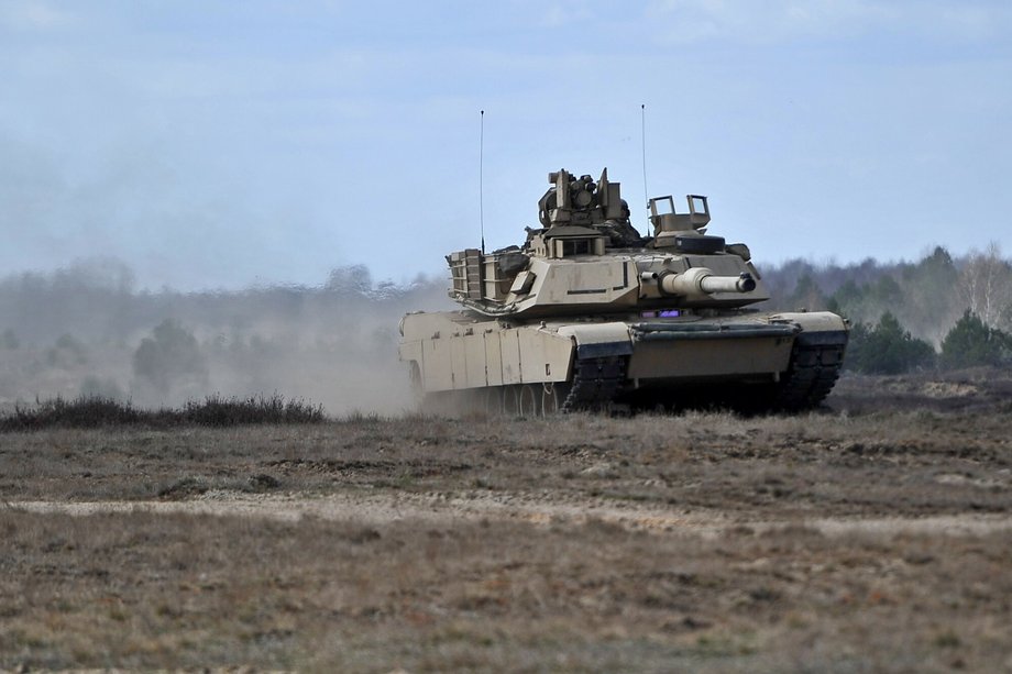 Amerykański abrams na polskim poligonie,