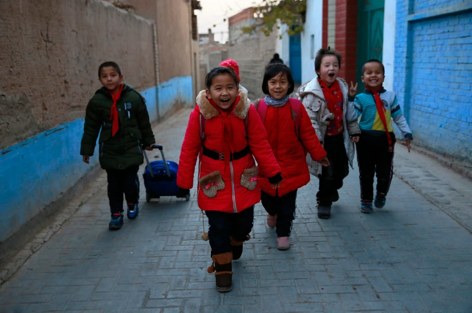 Ujgurska deca u Sinđijangu