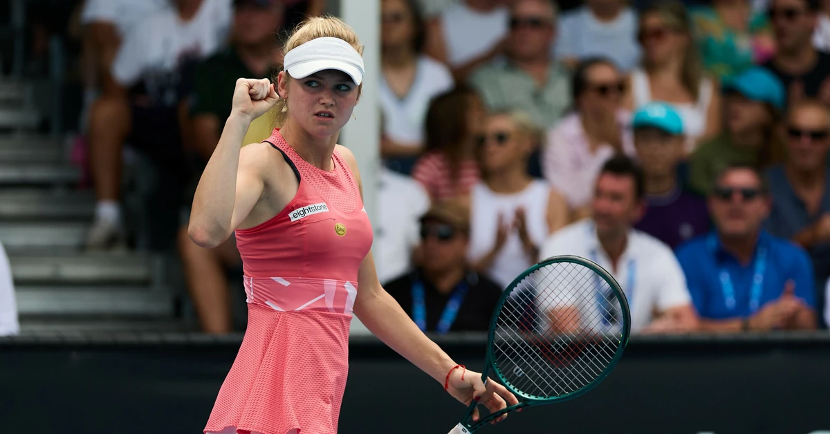 Australian Open. Klimovicova nie miała problemu z debiutancką tremą. Awans po kreczu rywalki