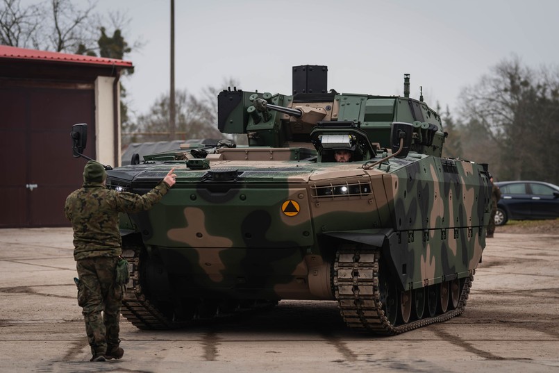 Borsuk w bazie 15. Giżyckiej Brygady Zmechanizowanej im. Zawiszy Czarnego