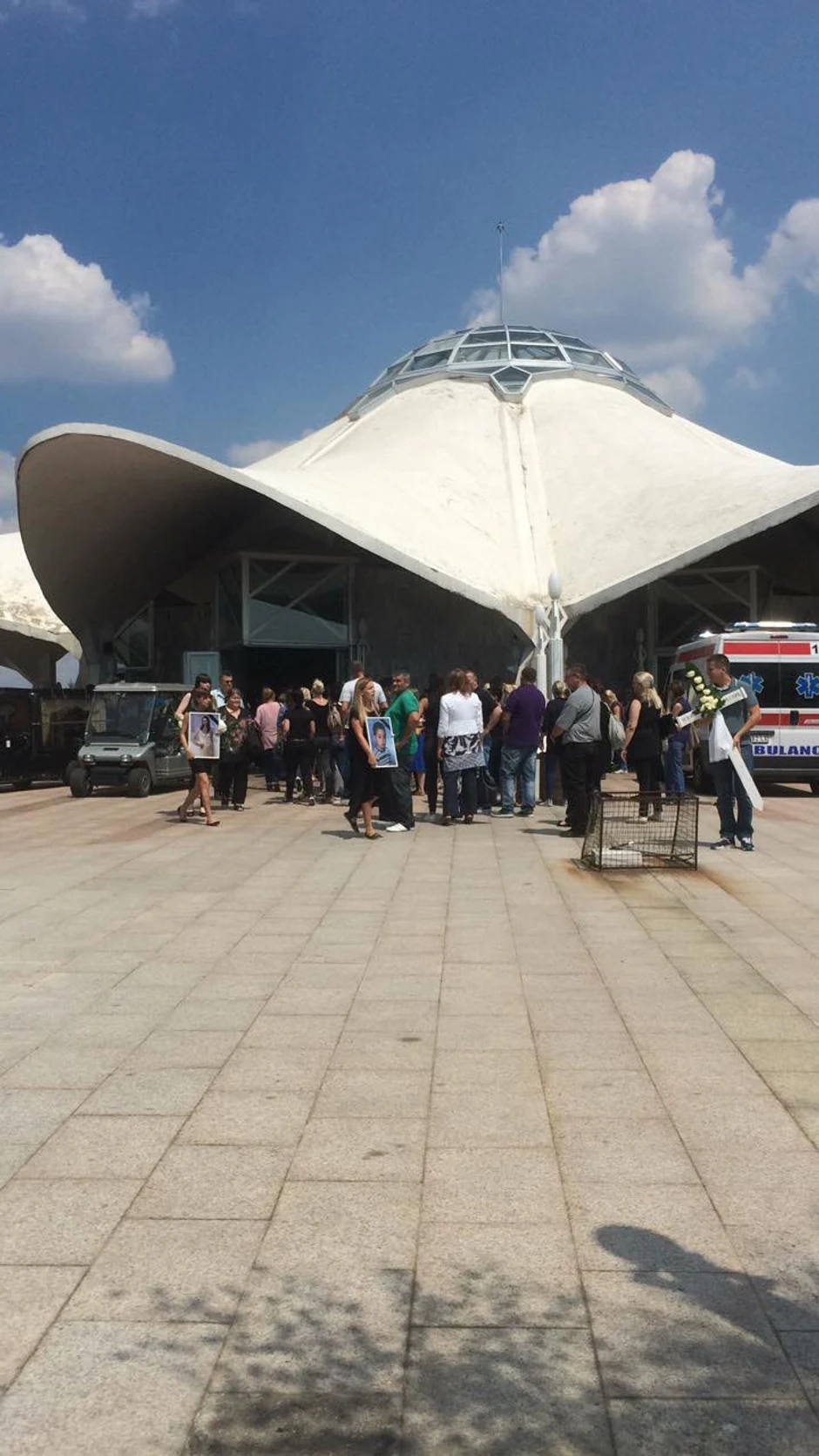 Hitna pomoć reagovala je zbog dvoje okupljenih