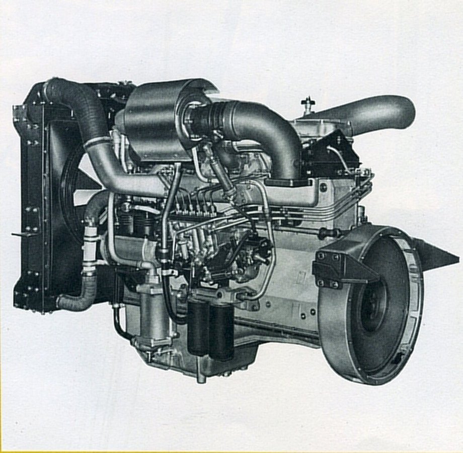 DAF jako pierwszy producent ciężarówek wprowadził w 1973 r. silniki wyposażone w turbosprężarkę z chłodnicą międzystopniową. Technologia okazała się później niezbędna w realizacji polityki niskiej emisji spalin.   