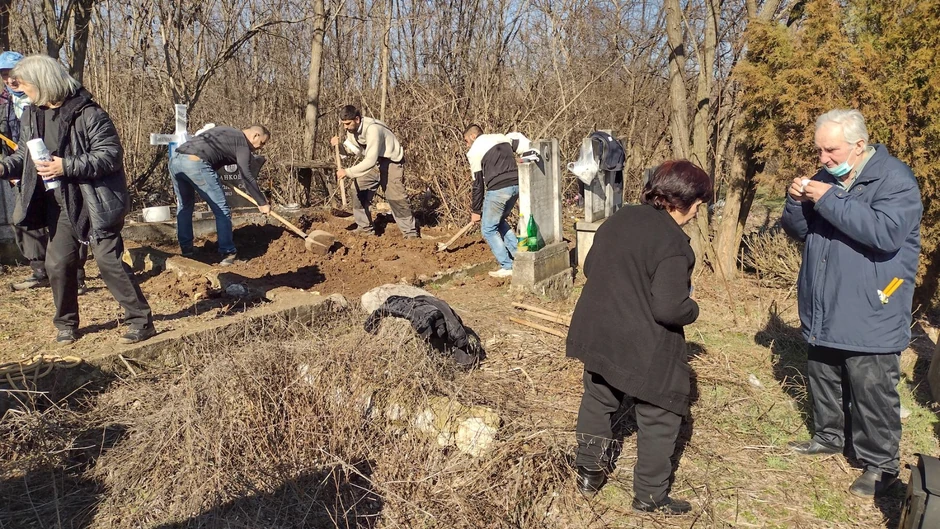Sahrana preminulog dečaka protekla u prisustvu desetak članova porodice