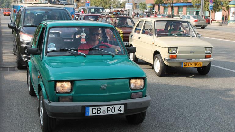 Fiat 126p 45 lat minęło jak jeden dzień Auto Świat