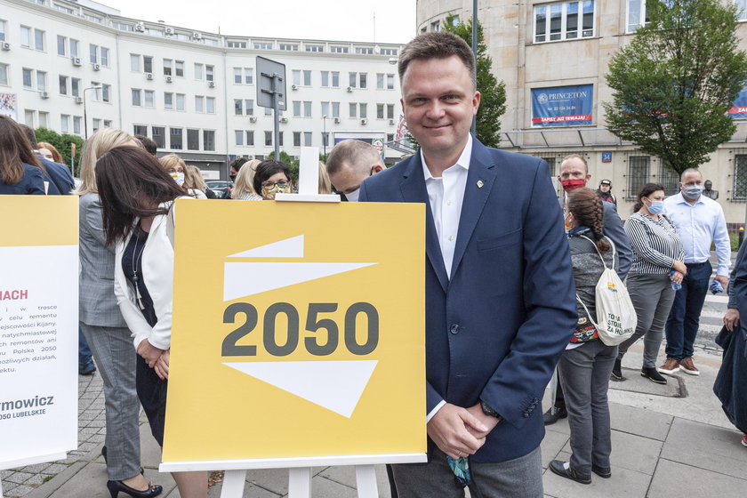 Polska 2050 Hołowni rośnie w siłę. 
