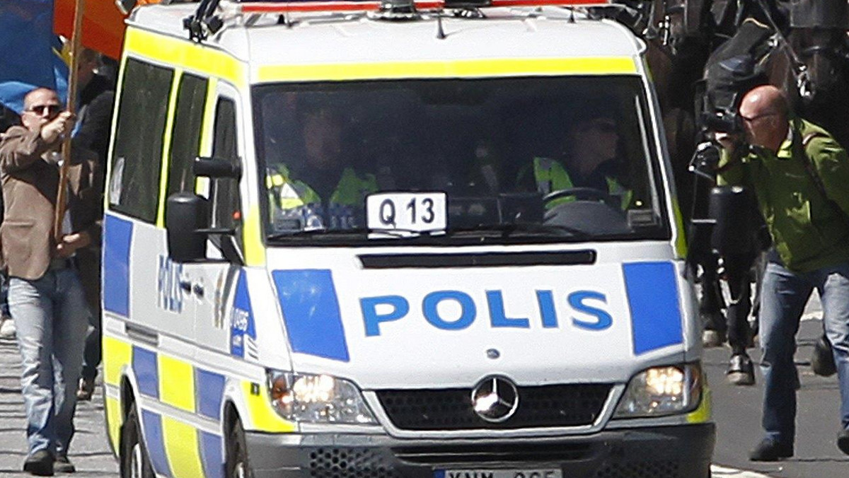 Od początku lipca nowy narkotyk dostępny w internecie 5-IT zabił w Szwecji już 14 osób. Szwedzki Instytut Zdrowia Publicznego (IZP) podjął kroki w celu jak najszybszego zakazu rozprowadzania tego narkotyku - podaje thelocal.se.