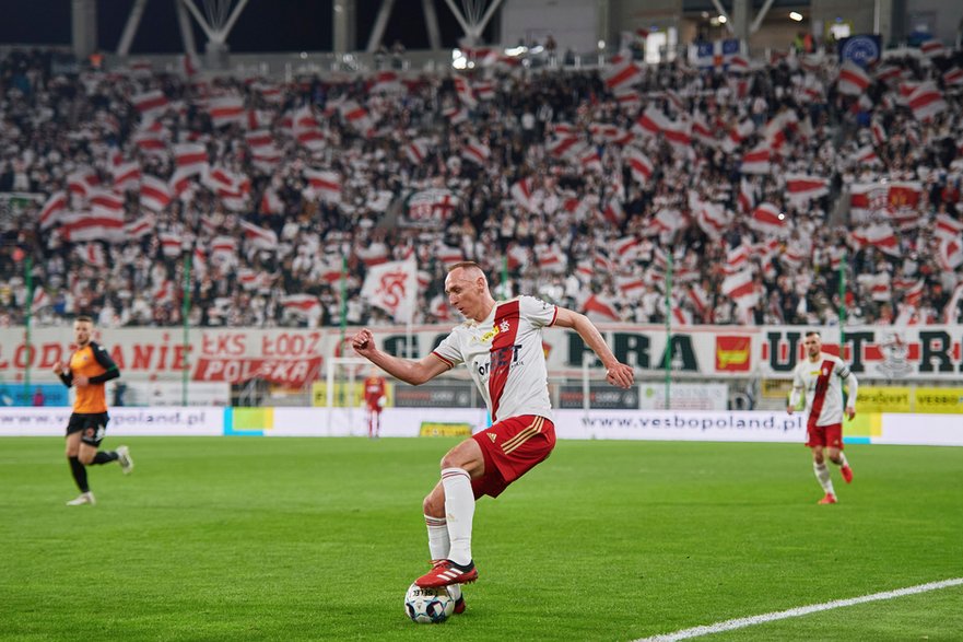 Adam Marciniak w meczu ŁKS na nowym stadionie.