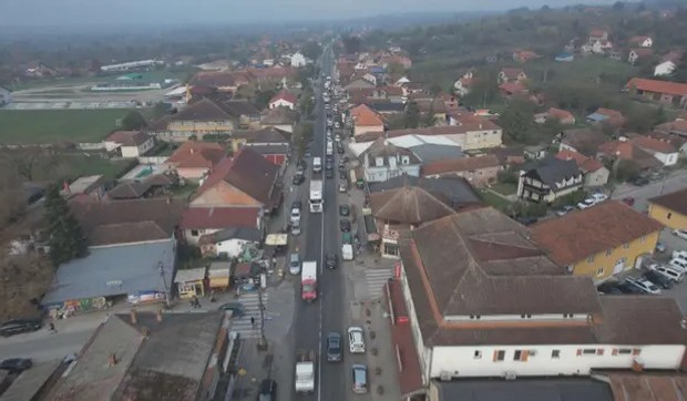 Mrčajevci, gužve