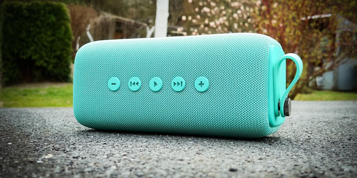 Nad wodę i na deszczowy taras. FRESH N REBEL Rockbox Bold M