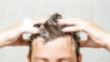 Szampon DX2 – pomocny środek przeciw siwieniu włosów
