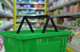 Sieć delikatesów zwolni ponad 1,3 tys. osób. Firma na krawędzi