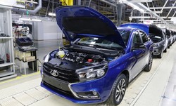 Moskwicz wraca na drogi. Renault sprzedało udziały za "symbolicznego rubla"